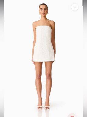 elliatt edelie white lace strapless mini bridal dress size medium NEW